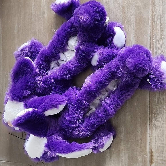 Ice Skates blade Cover In Plushy  Purple Bunny - Picture 4 of 6